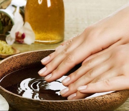 Ухаживаем за кожей рук с помощью народных средств