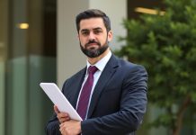 Залив квартиры: кто виноват — сосед или УК? Инструкция по взысканию ущерба от юриста Андрея Малова