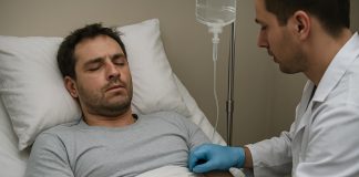 Выведение из запоя капельницами: что это такое, кому нужно и чего опасаться